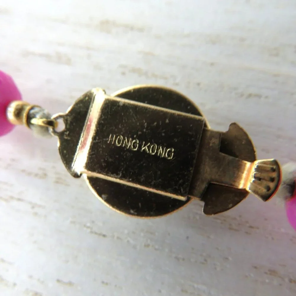 Hong Kong Necklace 24